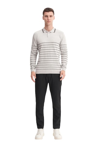 Cazador Slim Fit Viskon Dokulu Basic Çizgi Detaylı Polo Yaka Kazak-33020 Gri Melanj