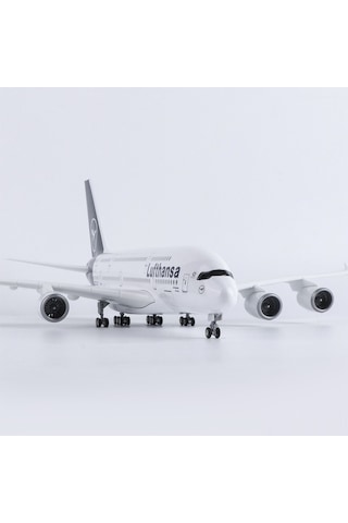 Lufthansa A380 Yolcu Uçağı Model Uçak 1/160 46cm