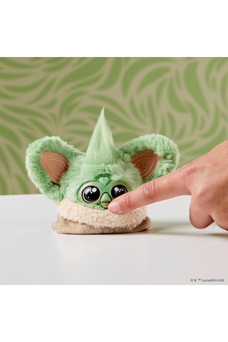 Furby Furblets Grogu Collectible Electronic Plush Toy, Officially Licensed Yeşil