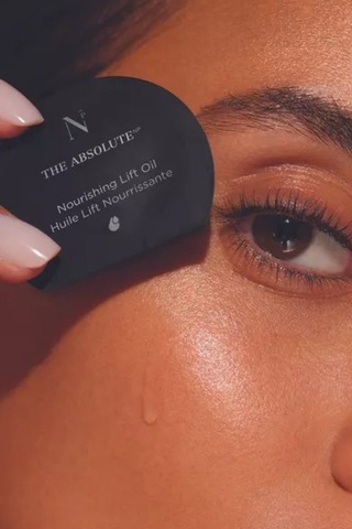 Noble Panacea The Absolute Nourishing Lift Oil Refill 30x0.5ml, Nemlendiren, Canlandıran Ve Sıkılaştıran Yüz Yağı