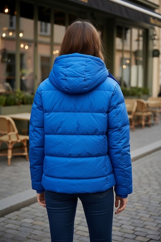 Famoda Kapüşonlu Yağmur Ve Rüzgar Geçirmez Oversize Kadın Mont Mavi