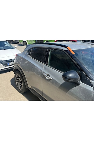 Nissan Juke 2018-2024 Tavan Çıtası Parlak Siyah