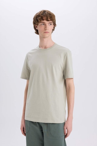 DeFacto %100 Pamuk New Regular Fit Bisiklet Yaka Basic Düz Kısa Kollu Tişört V7699AZ25SPKH478