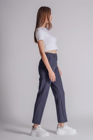 Braccas Kadın Yandan Cepli Fermuar Ve Agraf Kapamalı Slim Fit Pantolon Lacivert Lacivert