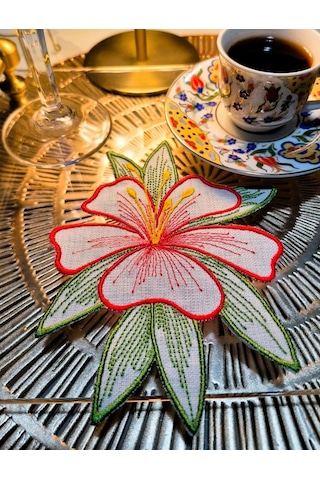 Agbtrend 2 Adet Kırmızı Zambak Nakışlı Sunum Ve Kokteyl Peçetesi Çok Renkli