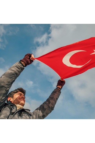 Premium Türk Bayrağı 50x75cm - Nefes Alabilir 125gr Rashel Kumaş, Çift Dikişli, Sağlam Kulplu, Uv Ve Solmaya Ka