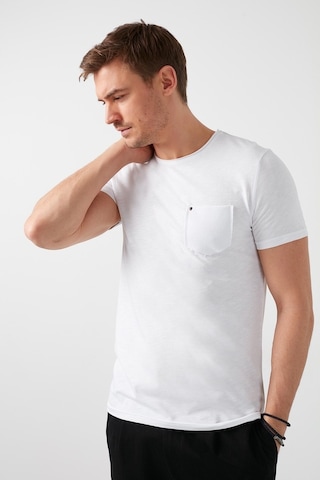 Buratti % 100 Pamuklu Slim Fit Bisiklet Yaka Cepli Erkek T Shirt 5902000 Beyaz