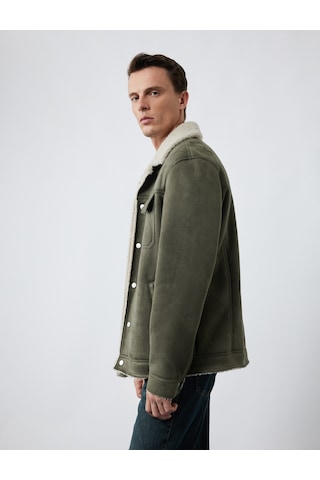 Koton Kapaklı Cepli Çıtçıt Düğme Detaylı Slim Fit İçi Peluş Yaka Suni Süet Ceket Haki 6wam20103hw
