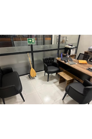 Ahşap Ayaklı Siyah Deri Ofis Koltuk Takımı Büro Koltuk Ve Kanepeleri Mobilyası 1 Ikili 4 Tekli Desenli
