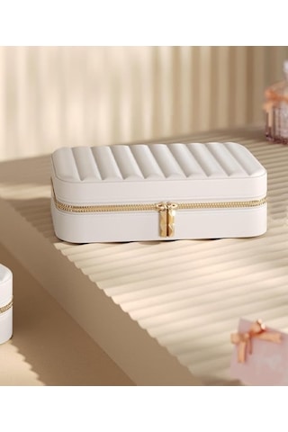 Premium Takı Organizeri, Beyaz Mücevher Kutusu, Gold Renk Fermuarlı, Yüzük Ve Küpe Bölmeli, 21x11x6 Cm