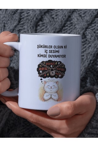 "şükürler Olsun Ki İç Sesimi Kimse Duyamıyor Yazılı Melek Görünümlü Kedi Tasarımlı Kupa"