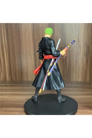 One Piece Roronoa Zoro Anime Aksiyon Figürü - 18 Cm Detaylı Model