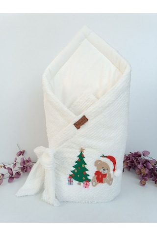 Kışlık Bebek Battaniyesi & Kundağı - Çam Ağacı & Ayıcık Işlemeli Hastane Çıkışı - Yeni Yıla Özel Ekru