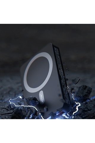 Lenyes P32-1 M-safe Şarj Özellikli Aramid Fiber Powerbank 15w 10000mah Siyah Siyah