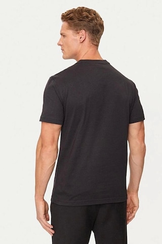Calvin Klein Splıt Lıne Logo T-shırt SIYAH Siyah