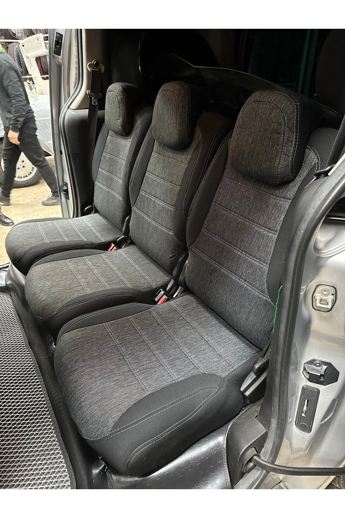 Peugeot Rifter Araca Özel Koltuk Kılıfı Siyah