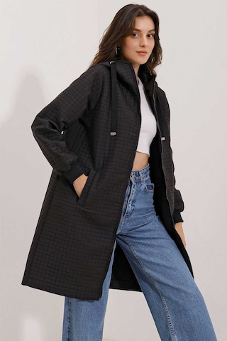 Gabriaa Fermuarlı Kapitone Mont Siyah