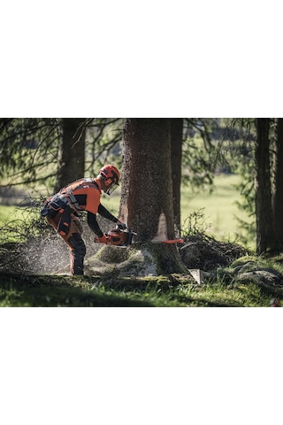 Husqvarna 572XP 4.3 KW Ağaç Kesme Makinesi