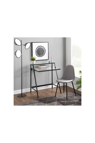 Larin Çalışma Masası