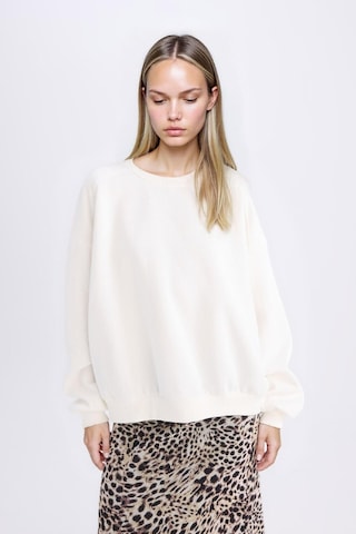 Defacto Oversize Geniş Kalıp Bisiklet Yaka Basic Düz Kalın Sweatshirt D9022axns Beyaz