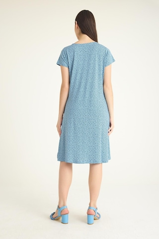 Dökümlü Rahat Kalıp Günlük Penye Kumaş Elbise Mavi