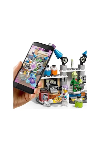 LEGO® Hidden Side 70418 J.B.'Nin Hayalet Laboratuvarı 174 Parça