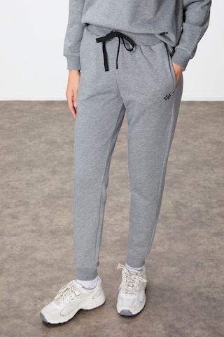 Tommy Life Gri Melanj Kompakt Pamuklu Kalın Pürüzsüz Dokulu O Yaka Oversize Fit Kadın Eşofman Takım - 95341 GRİ MELANJ