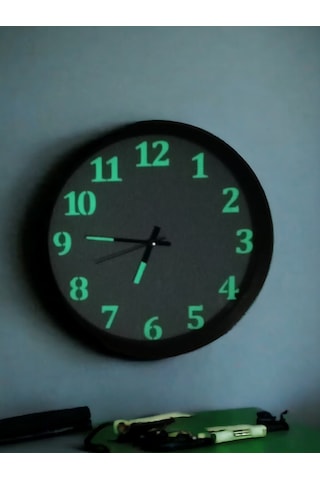 Fosforlu Gece Karanlıkta 5 Saat Parlayan Duvar Saati Çap 30 Cm Beyaz