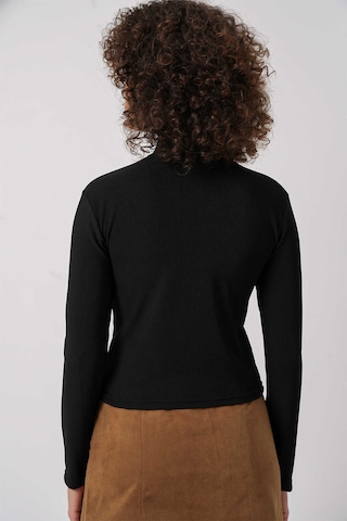 Gabria Taşlı Uzun Kol Bluz Siyah