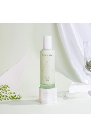 Sandawha Camellia Revitalizing Liposome Lotion 150 Ml Lipozomlu Canlandırıcı, Onarıcı Yüz Losyonu