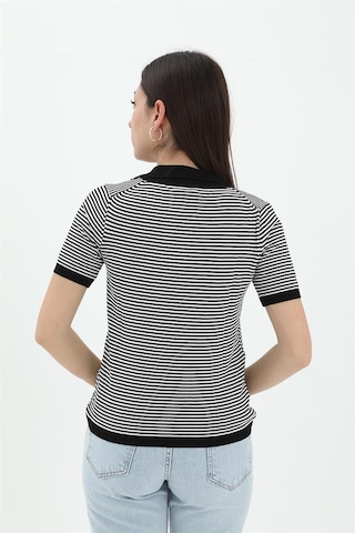 İnce Çizgili Polo Yaka Triko Kazak - Siyah - Kadın