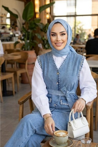 Hb Harma Time Butik Kadın Taş İşlemeli Kuşaklı Yelek-pantolon Açık Kot Mavi İkili Takım Açık Mavi