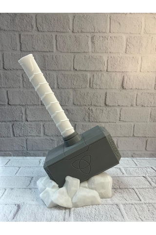 Thor Un Çekici Dekoratif Süs Güçlü Ve İkonik Tasarım 20x34 Cm