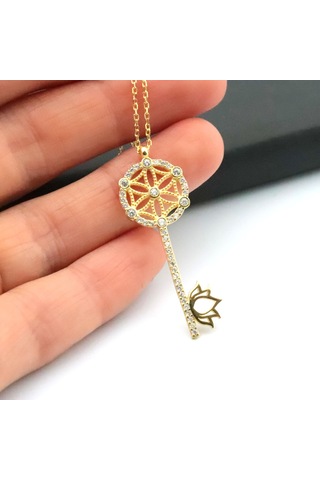 925 Ayar Gümüş Zirkon Taşlı Zarif Anahtar Tasarımlı Kolye Gümüş