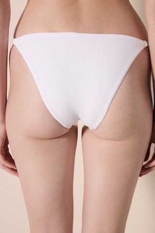 Penti Flower Side Beyaz Bikini Altı Plx0ohku24ıy-wt2
