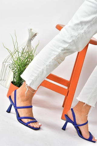 Fox Shoes Saks Mavi İnce Topuklu Kadın Ayakkabı P404471009 Saks Mavi
