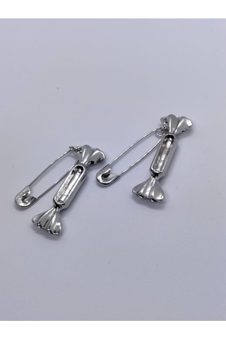 Sapphire Store Gümüş Renk Özel Tasarım Çengelli İğne Detaylı Küpe Gümüş