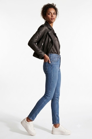 Levi's Kadın 721 Yüksel Bel Skinny Fit Dar Paça İnce Esnek Kumaş Kadın Jean Pantolon-0470 Lacivert