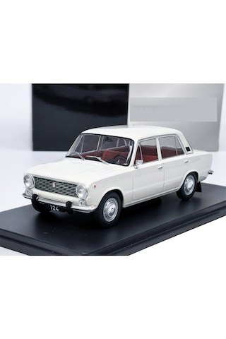 1:24 Whitebox 1970 Fiat 124