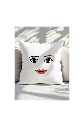 Roblox Woman Face Yastık Bej