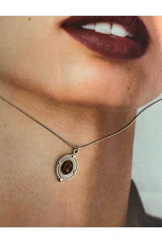 Oval Taşlı Kararmaz Çelik Kadın Gümüş Renk Kolye Modern Ve Şık Altın