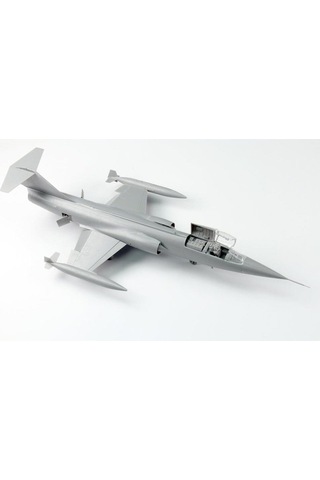 Kinetic K48083 1/48 F-104g Luftwaffe Starfighter Savaş Uçağı, Plastik Model Kiti
