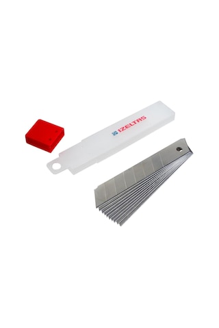 İzeltaş Pro Maket Bıçağı Geniş Yedek Bıçak 18 Mm 10'lu