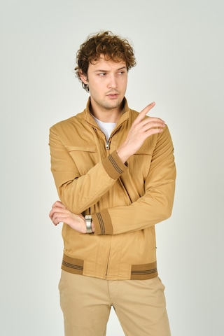 Daynax Erkek Hakim Yaka Fermuarlı Cep Detaylı Mevsimlik Spor Mont 4500 Camel Camel