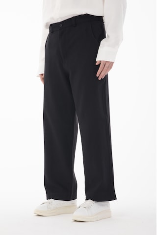Rocqerx R-4415 Kemer Detaylı Keten Baggy Pantolon Siyah