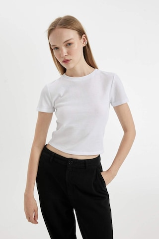 DeFacto Coool Fitted Vücuda Oturan Waffle Basic Düz Kısa Kollu Tişört D5181AX24AUWT32