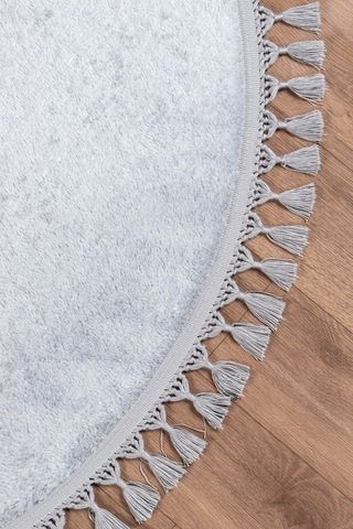 Comfort Yuvarlak Ponpon Saçaklı Peluş Halı Yatak Odası- Çocuk Odası- Antre- Yemek Odası Kaymaz Taban Gri