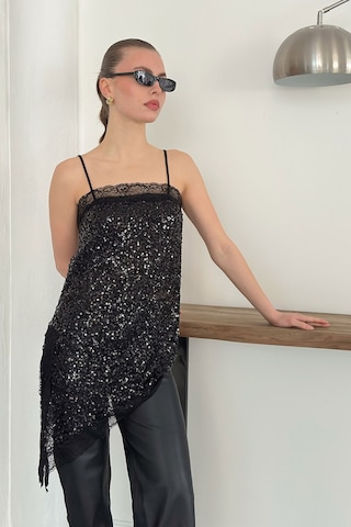 Verymoda Dantel Detaylı Askılı Pullu Asimetrik Tunik - D2934 Siyah