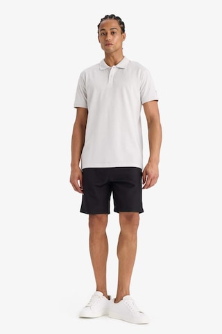 DeFactoFit Standart Fit Sporcu Kısa Paça Dokuma Şort E4137AX25SMBK81