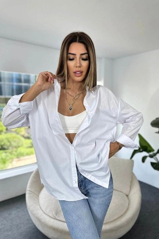 Pamuklu Poplin Kumaş Sırtı Yırtmaçlı Tasarım Kadın Gömlek Beyaz